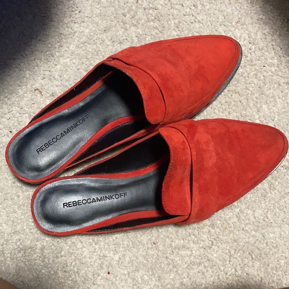 Open shoe